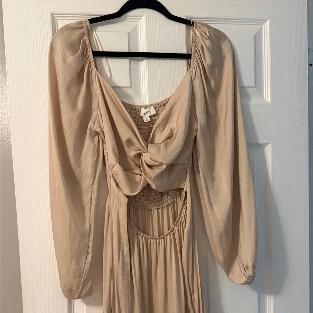 Chic Beige Long Sleeve Dress with Knot Detail